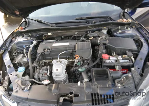 2015 Honda Accord Lx z USA, uszkodzony, nr VIN 1HGCR2F32FA247377